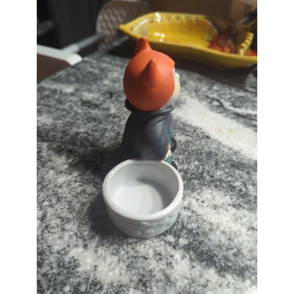 Vintage Ceramic Kmart Halloween Tea Light Candle Holder Vampire Costume